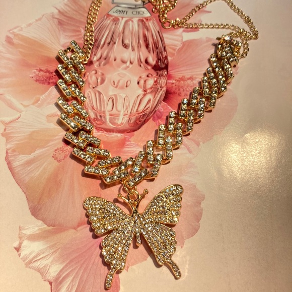 🌟 Gold Butterfly 🦋 Hip Hop Rhinestone Necklace - Picture 4 of 4